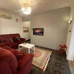 Cozy Stay In Downtown!