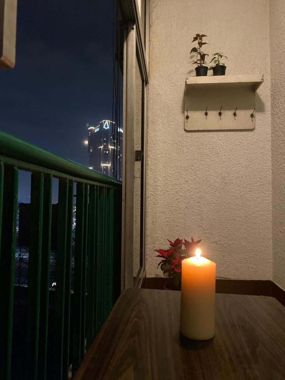 Cozy In Downtown! Apartment