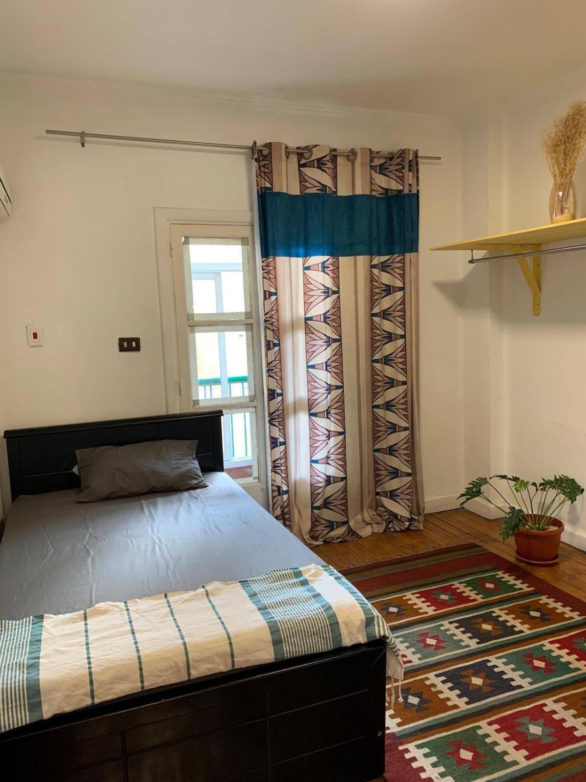 Cozy In Downtown! Apartment